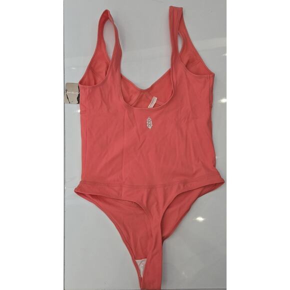 Free People Movement Heart of Gold Leotard Bodysuit Size Small Strawberry NWT$88 - Picture 4 of 10